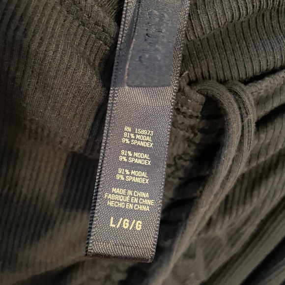 SKIMS Gray soft lounge ruched maxi skirt - Picture 5 of 5